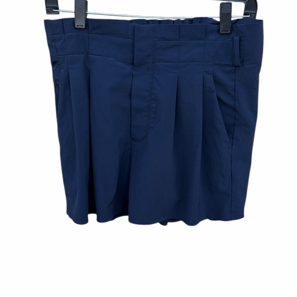 Athleta Skyline Shorts Navy Blue size 4